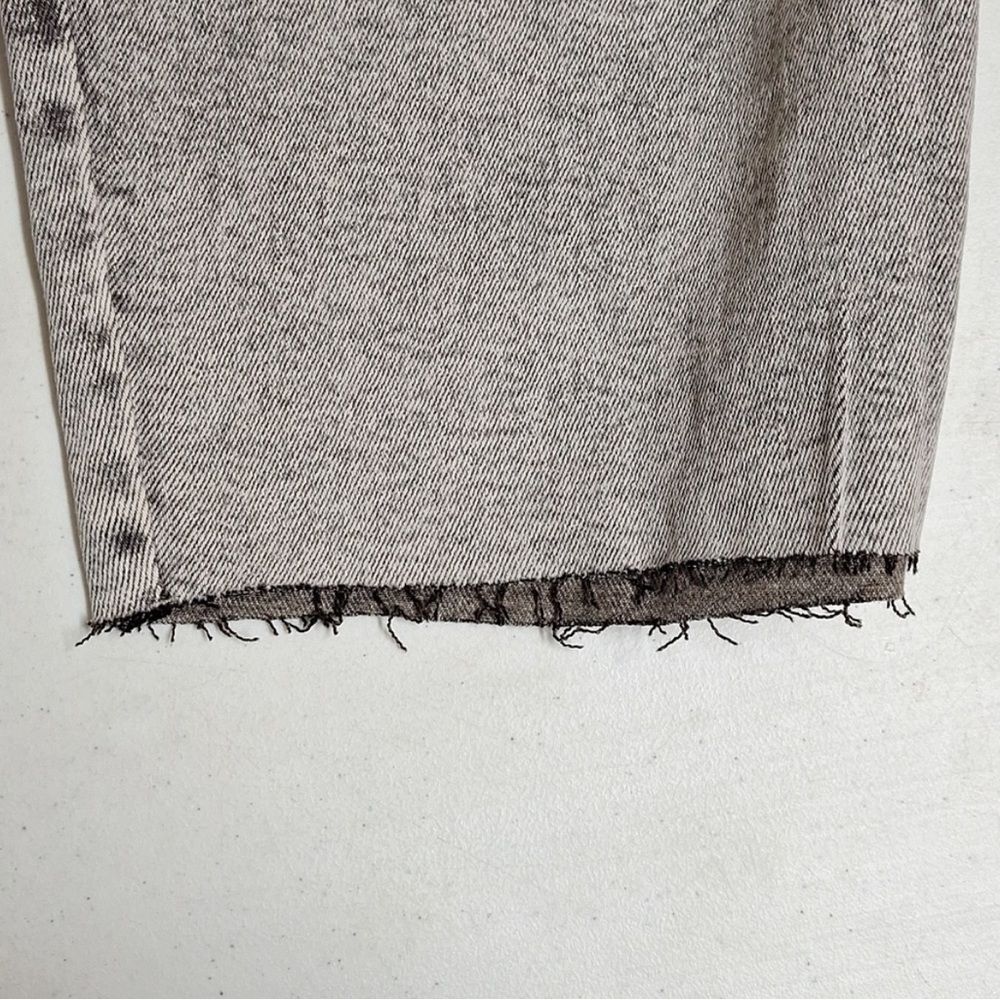 Ava & Viv Plus Size High-Rise Stretch Denim Jean Shorts Gray Acid Wash New! - Picture 8 of 9